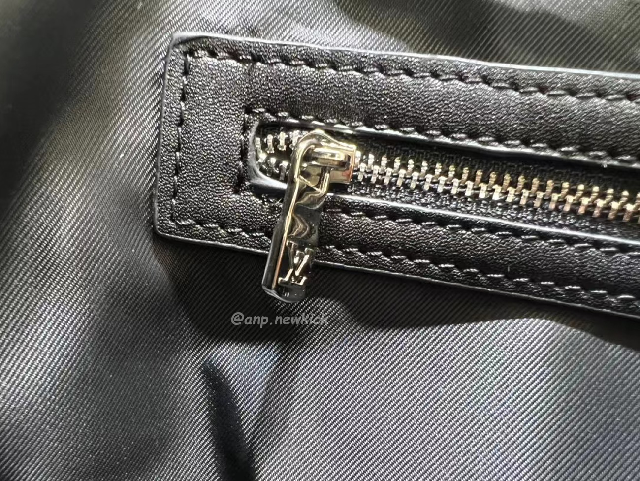 Louis Vuitton Keepall Bandouliere Monogram 50 Navy Duffel Bag (37) - www.newkick.vip